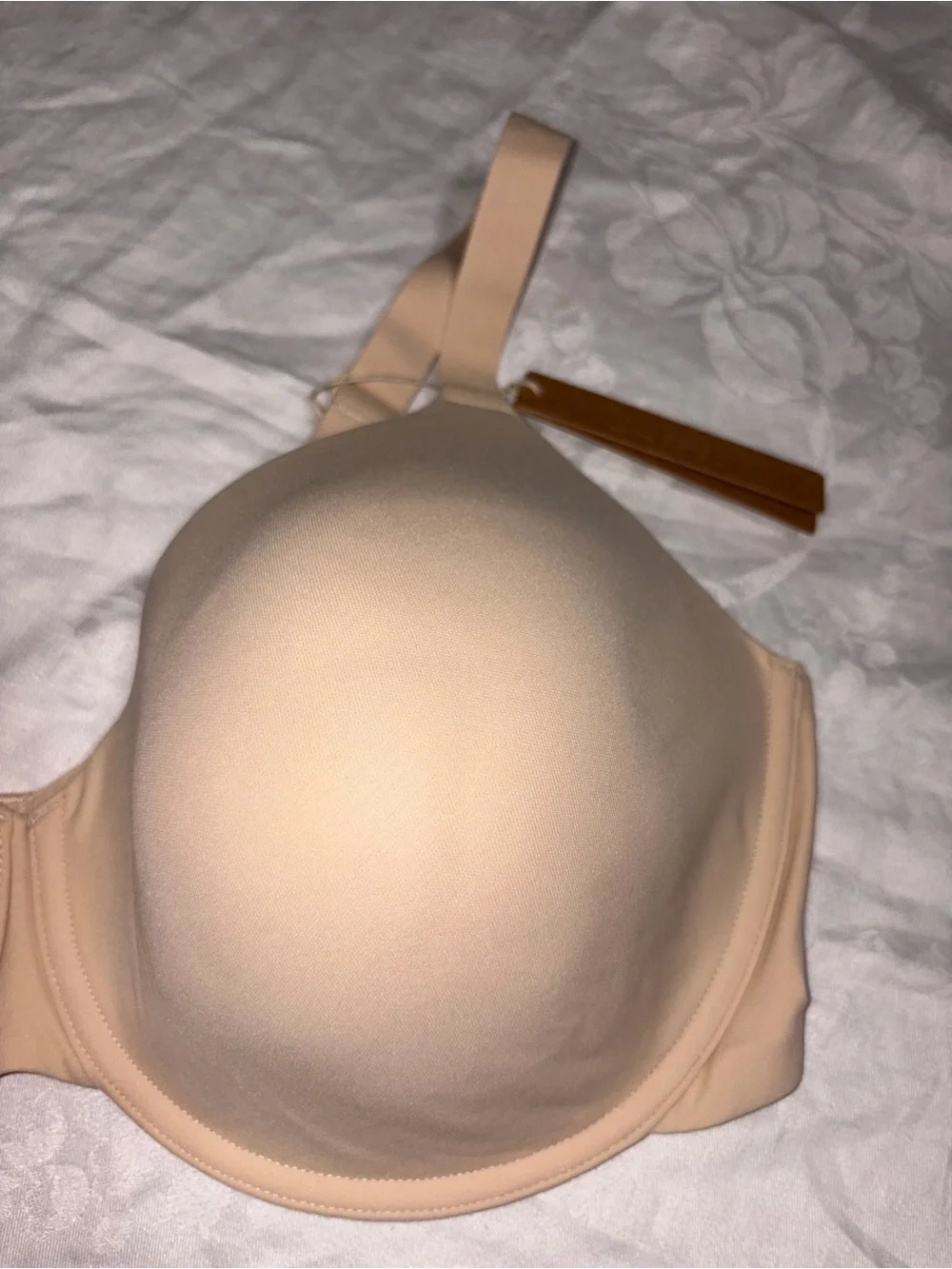 SKIMS *NWT FITS EVERYBODY T-SHIRT BRA